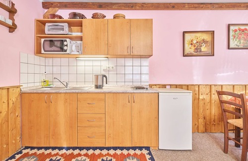 Starkov Apartamento | Chlívce u Hronova by Interhome