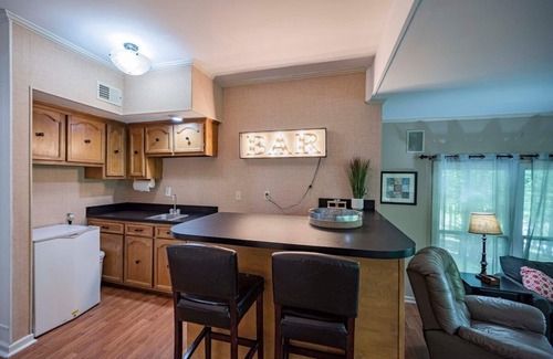 Silver Point Casa | CHL Chateau-Newly added 4th Full Bath