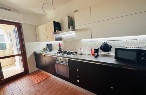 Fiumicino Apartamento | Chloe's Apartment at Fiera di Roma