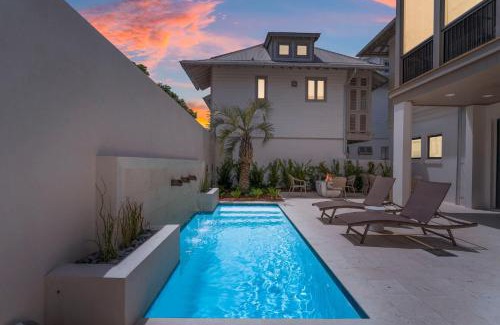 West Panama City Beach Casa | Chloe's Cottage and Carriage House
