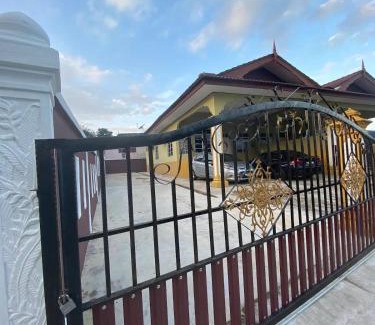 Kawasan Perindustrian Chendering Casa | Chloe's Homestay
