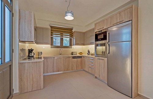 Atsipópoulon Villa | Chloe, nueva villa moderna, 3 dormitorios, campo único, piscinas privadas y para niños