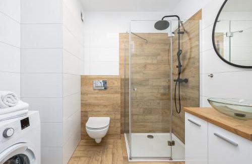 West Pomeranian Voivodeship Apartamento | Chmielewskiego Lovely Studio by BookingHost
