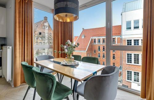 Old Town Apartamento | Chmielna Park - City Center & Parking by Downtown Apartments