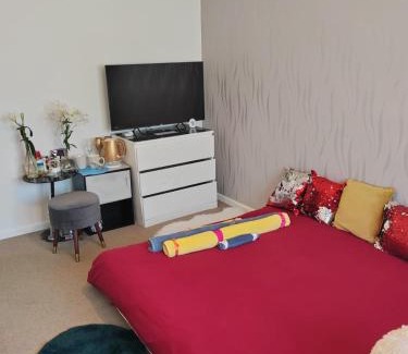 Hemel Hempstead Casa | Chocolates&Flowers