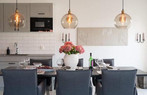 Bastad Casa | Chocolaty Warmth Home 3BR Flat with Cozy Balcony