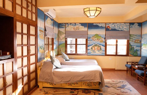 Dharamshala Hotel | Chonor House