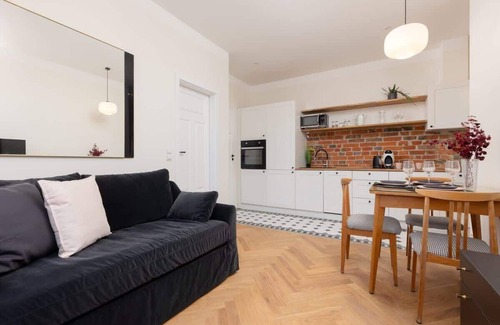 Pruszkow Apartamento | Chopina 10 | Stylish Apartment | Parking | Park