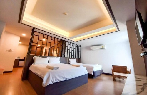 Chang Khlan Hotel | Chorlada Lanna Hotel