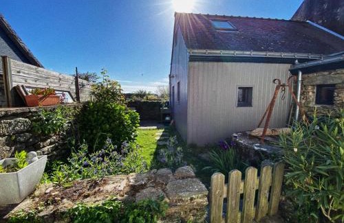 Groix Casa | Chouk-Ezaï côte sauvage de l'île