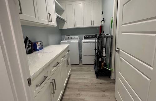 Emory Casa | Christian & Charming 2-bedrooms with fitness room in Emory