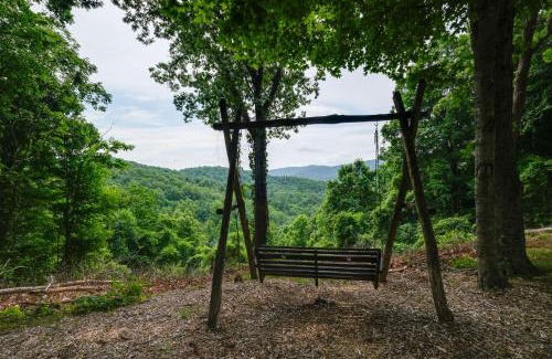 Christiansburg Casa | Christiansburg Home about 12 Mi to Virginia Tech!