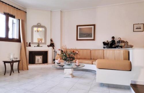 Alepou Apartamento | Christie's Boutique by Corfuescapes