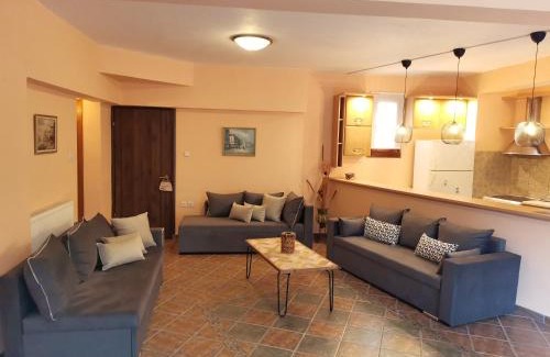 Kato Gatzea Casa | Christie's ground floor apartment by the sea