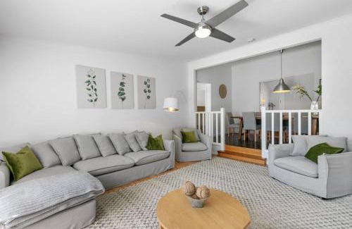 Christies Beach Apartamento | Christies Garden - A Beachside Entertainer's Gem