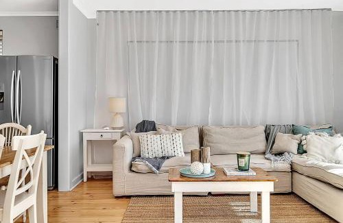 Christies Beach Casa | Christies Grove - Seaside Bliss near McLaren Vale
