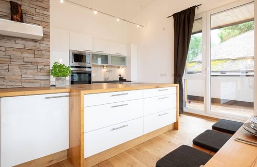 Eben im Pongau Apartamento | Christine Penthouse by Interhome