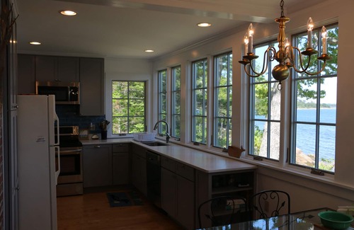 Blue Hill Cabaña | Christine's Cottage - Private Oceanfront