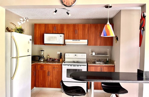 Barrio Santa Lucía Condominio | Jaco-Costa Rica. Fishing, surfing or relaxing...Stay in this amazing Condo!
