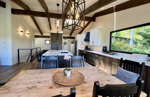 Snowmass Village Casa | Christmas in Beautiful Snowmass Village! Cozy family friendly home.