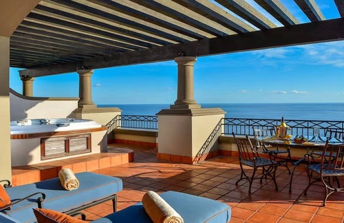 Paraíso Escondido Apartamento | Christmas in Cabo Luxury Presidential Suite Sleeps 8 2 Baths Oceanfront Resort