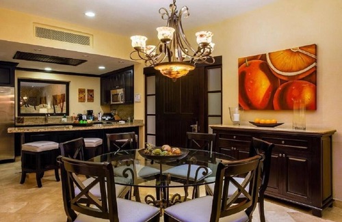 Zona romántica Complejo | Christmas Week in a 3 Bedroom Lock-Off Oceanfront Suite @ Garza Blanca PVR