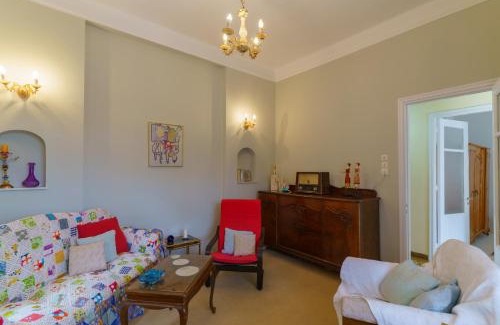 Chios Apartamento | Chrysoula's Vintage Home