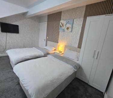 Bradford Casa | Chub twin bed