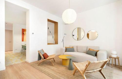 Justicia Apartamento | Chueca Fuencarral - 5 Bdrms 5 Baths 12 pax