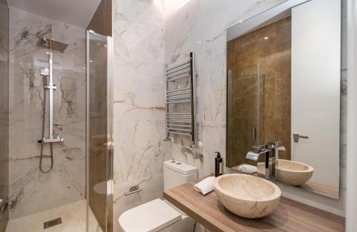 Malasaña Apartamento | Chueca II calle Barco 2BR 2BH