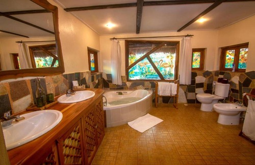Naivasha Hotel | Chui Lodge