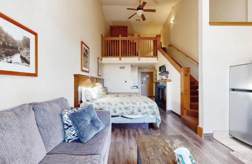 Wisconsin Dells Hotel | Chula Vista Resort Villa # 7421