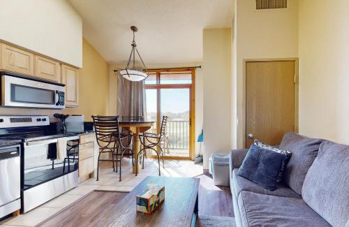 Wisconsin Dells Hotel | Chula Vista Resort Villa # 7421