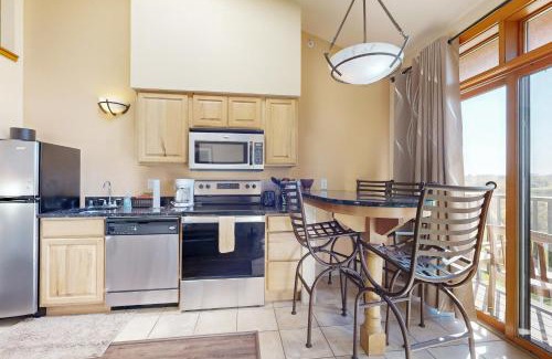 Wisconsin Dells Hotel | Chula Vista Resort Villa # 7421