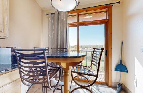 Wisconsin Dells Hotel | Chula Vista Resort Villa # 7421