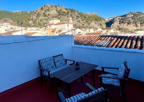 Grazalema Apartamento | Chupitos de tinta Apartamento rural solárium