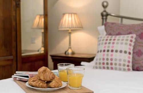 Twywell Casa | Church Cottage