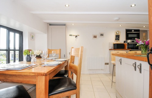 Lanreath Cabaña | Church View Cottage