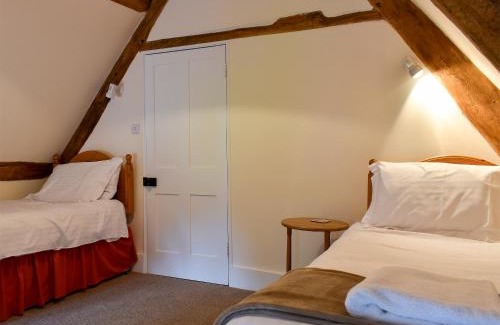 Pulham Casa | Churchill Cottage