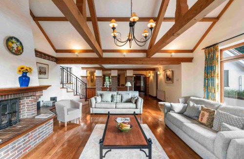 Scaynes Hill Casa | Churchill Country Retreat By My Getaways