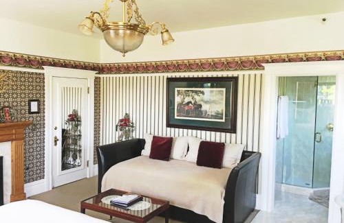 Napa Cama Y Desayuno | Churchill Manor
