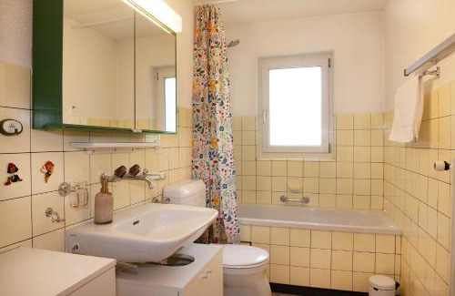 Quarten Apartamento | Churfirsten Blick- Charme mit Aussicht & Liftnähe