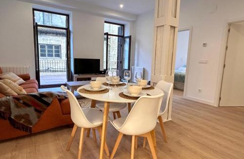San Sebastian Centro Apartamento | Churruca apartment with terrace