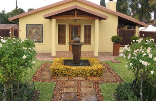 Rietfontein Casa | Ciara Guesthouse