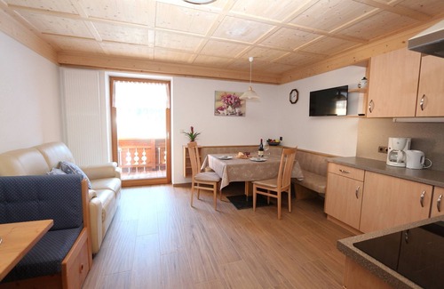 Longiaru Apartamento | Ciasa Linda, Apartamento 2 con hermosas vistas de los Dolomitas