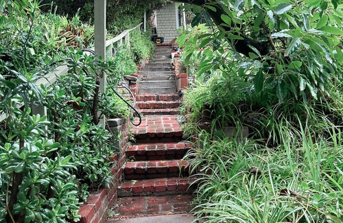 Beachwood Canyon Casa | Cici Hollywood Bungalow