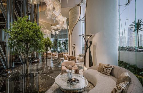Dubai Marina Hotel | Ciel Dubai Marina, Vignette Collection by IHG