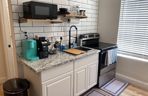 Ybor City Apartamento | Cigar City Studio Apartment with Parking