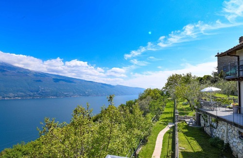 Tignale Apartamento | Ciliegia: wonderful lakeview