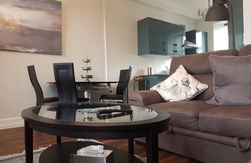 Kiltimagh Hotel | Cill Aodain Court Hotel